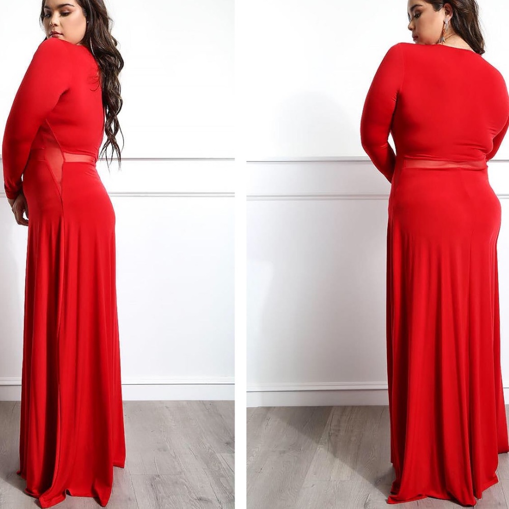 Beautiful mesh side gown